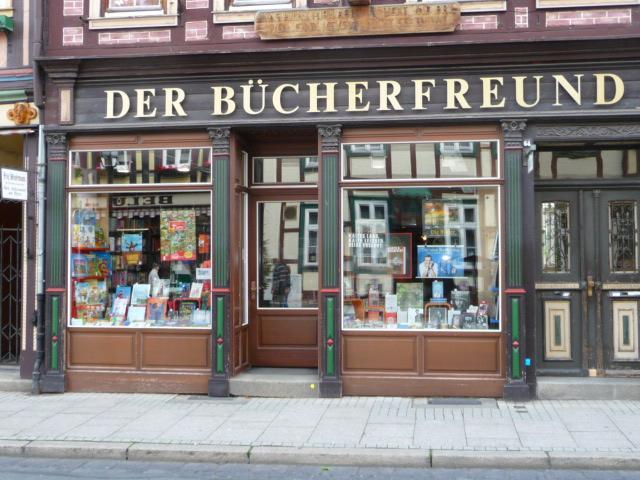 Ladenlokal mit zwei Schaufenster in der Breiten Stra�e